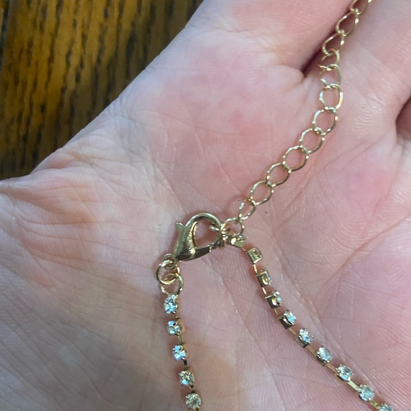 Windsor Statement Necklace - Picture 3 of 3